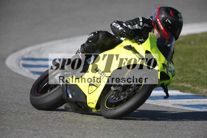 /Archiv-2024/02 29.01.-02.02.2024 Moto Center Thun Jerez/Gruppe gruen-green/229